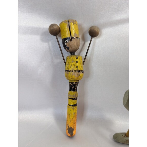 Lot of 2 Vintage Wooden Clacker and Crib Hanging toys. 6.5 inches. - Picture 3 of 6